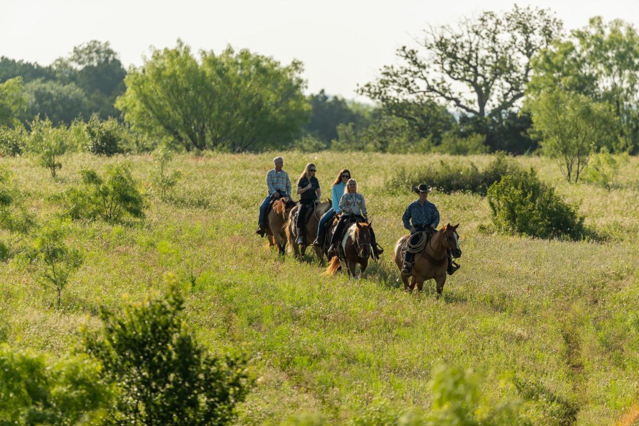 Wildcatter Ranch And Resort Graham Bagian luar foto