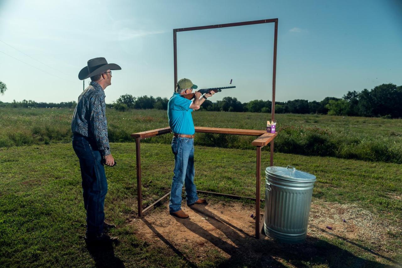 Wildcatter Ranch And Resort Graham Bagian luar foto