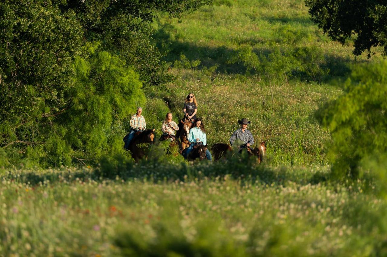 Wildcatter Ranch And Resort Graham Bagian luar foto
