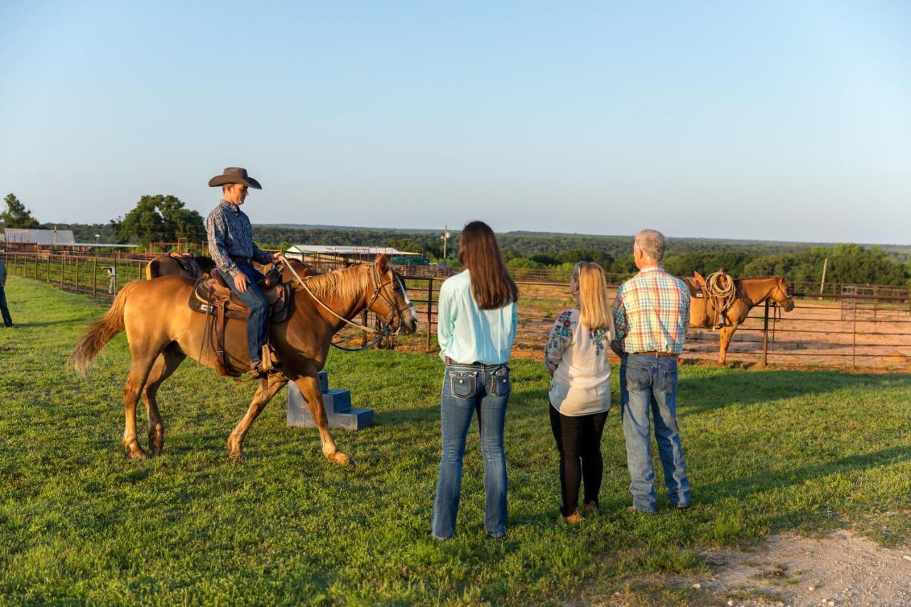 Wildcatter Ranch And Resort Graham Bagian luar foto